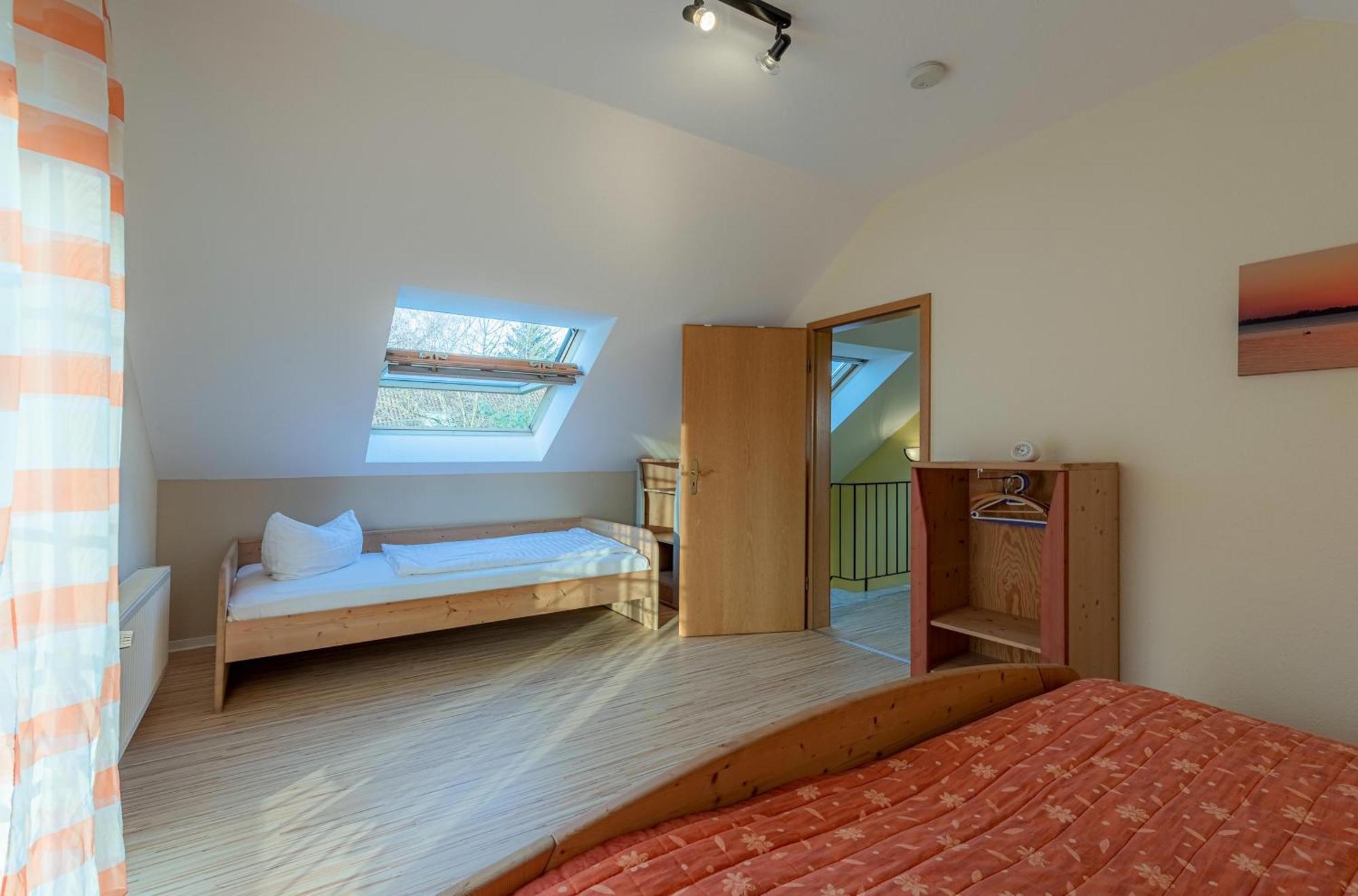 Ferienhaus Schwanensee Fuenfseen Exteriér fotografie