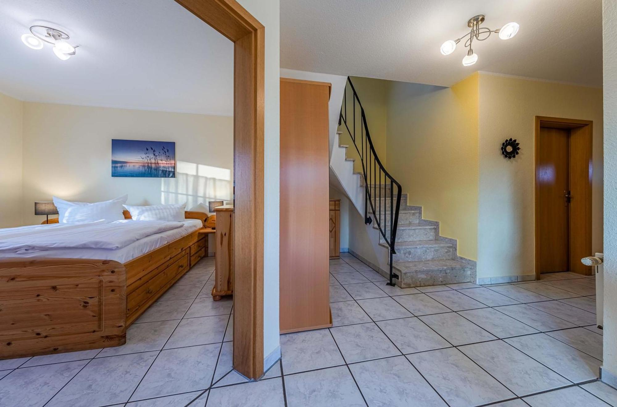 Ferienhaus Schwanensee Fuenfseen Exteriér fotografie